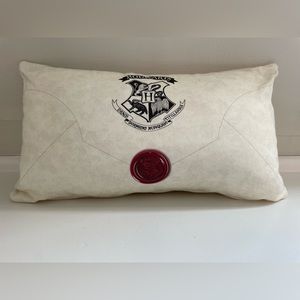 Harry Potter - Hogwarts Express Acceptance Letter Pillow